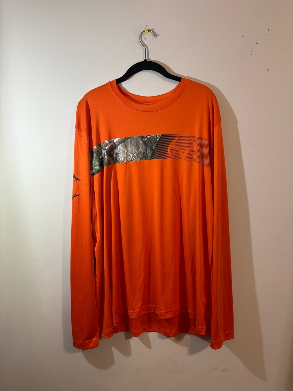 Ocean & Coast RealTree performance shirt men’s X-Large orange long sleeve DriFit